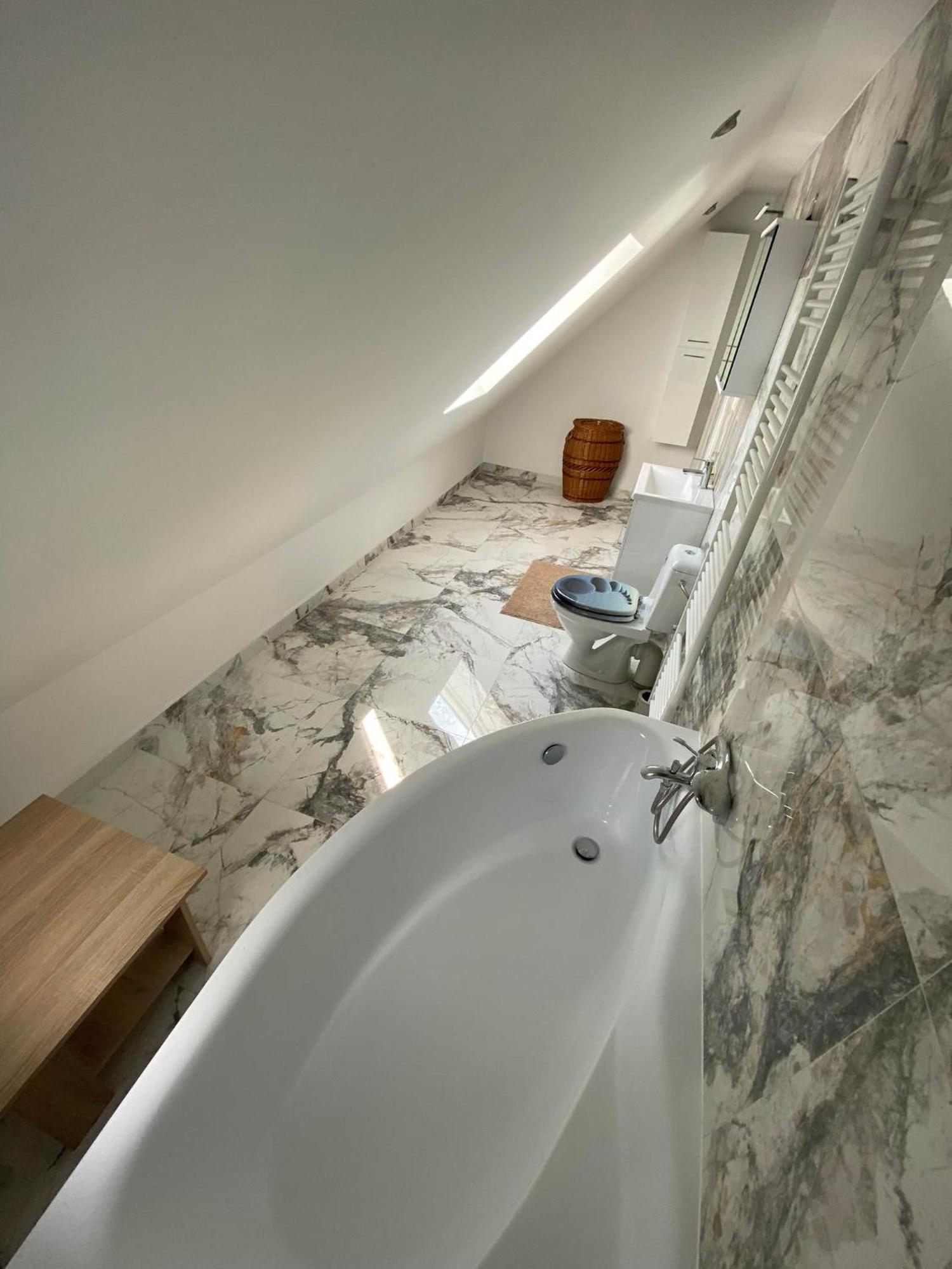 Apartman Nikol Прьевидза Экстерьер фото